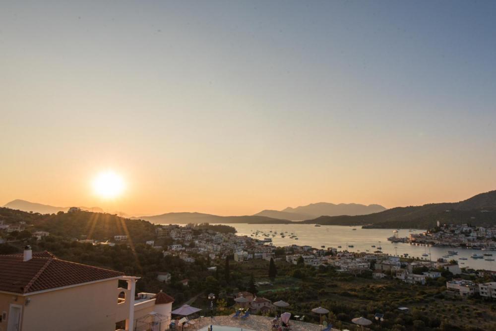 Apartament Poros View Galatás Zewnętrze zdjęcie